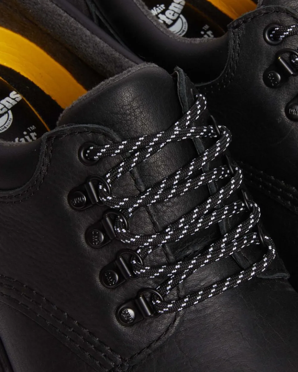 8053 Padded Collar -Kengät*Dr. Martens Discount