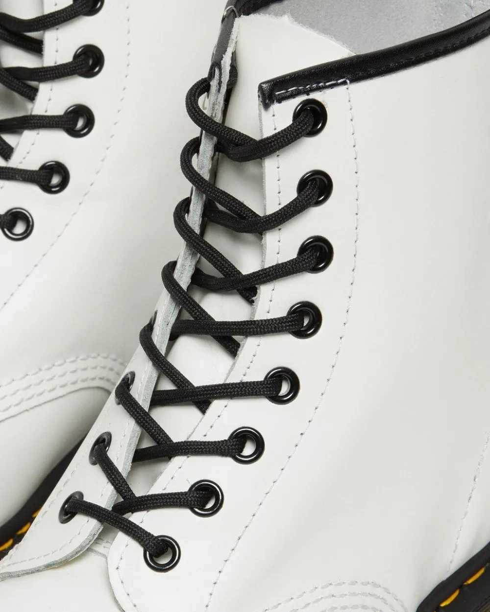 1460 Smooth Leather Lace Up -Maiharit*Dr. Martens Shop