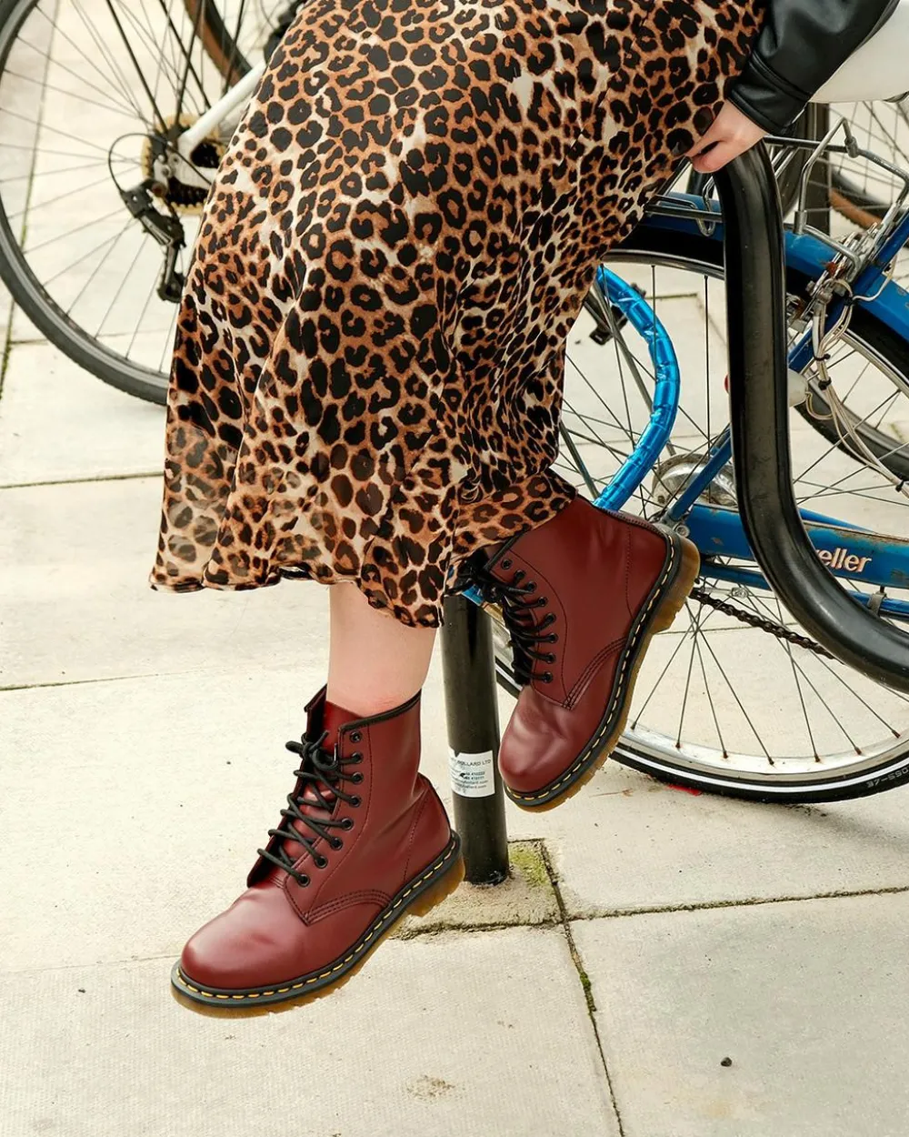 1460 Smooth Leather Lace Up -Maiharit*Dr. Martens Fashion