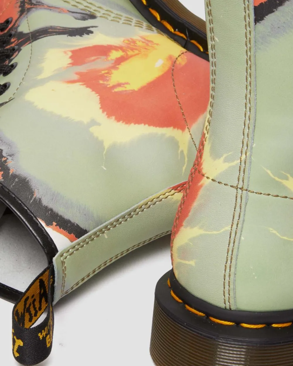 1460 Tate Volcanic Flare -Nahkamaiharit*Dr. Martens Fashion