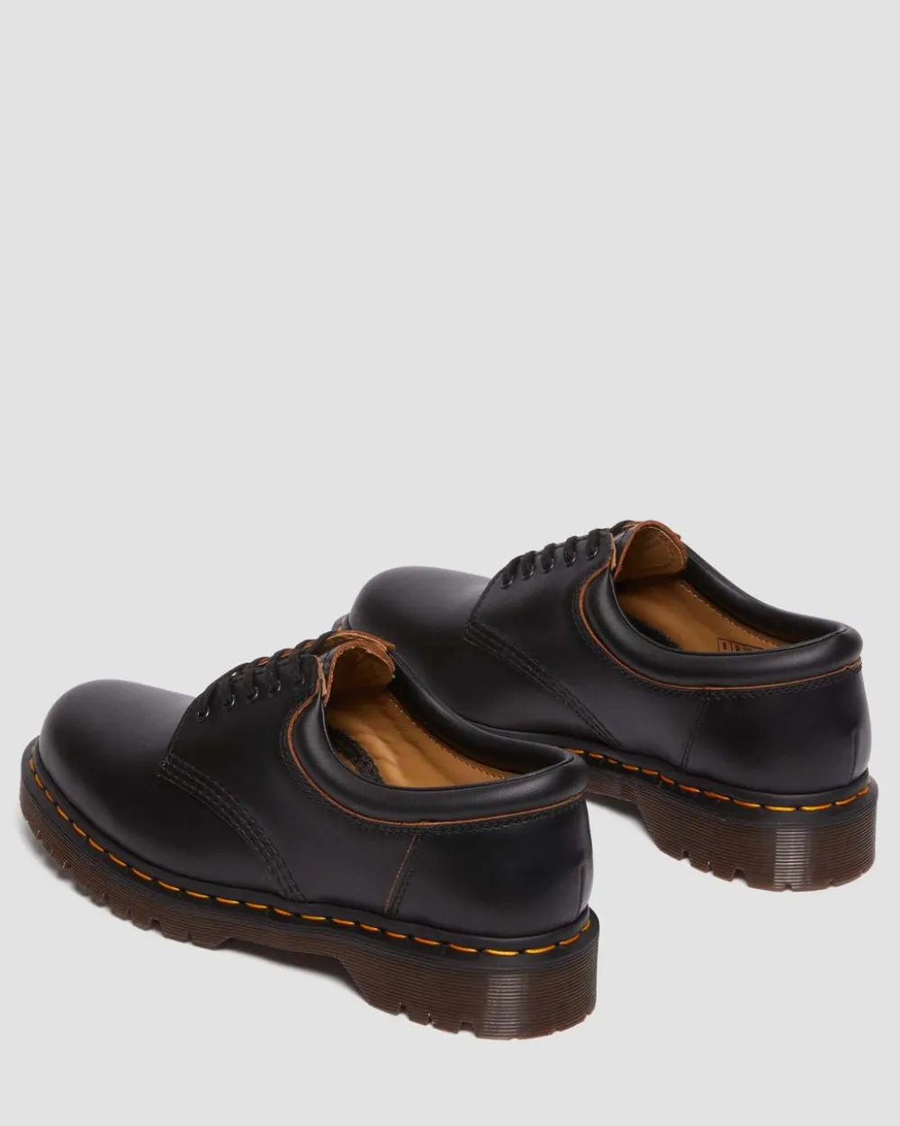 8053 Vintage Smooth Leather Black -Kengät*Dr. Martens Online