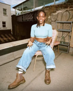 2976 Yellow Stitch Crazy Horse Chelsea -Bootsit*Dr. Martens Online