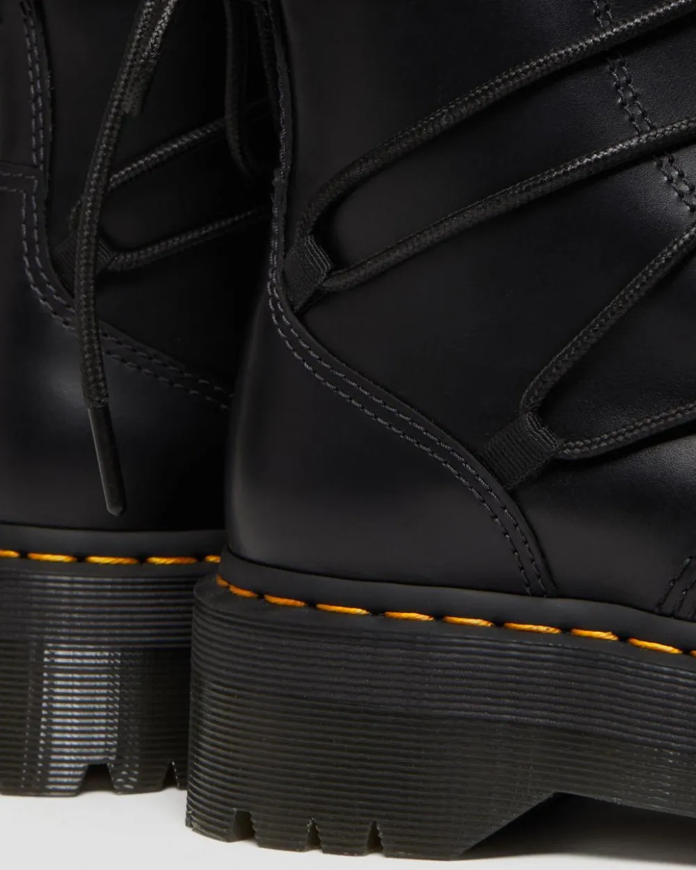 Jarrick Ii Laced -Nahkaplatformit*Dr. Martens Cheap