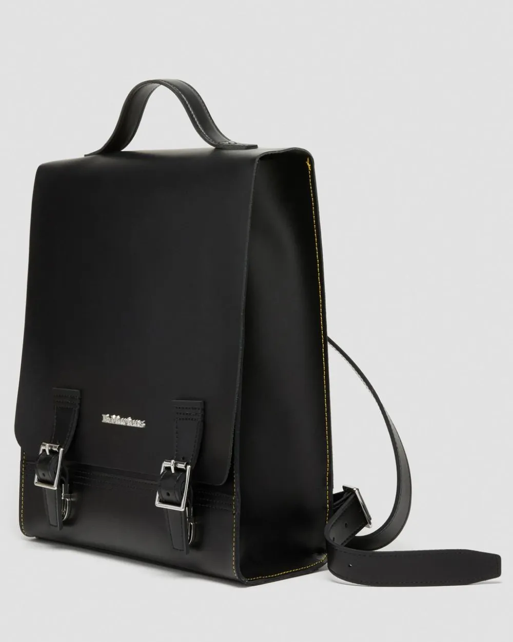Kiev Leather Box Laptop -Reppu*Dr. Martens Online