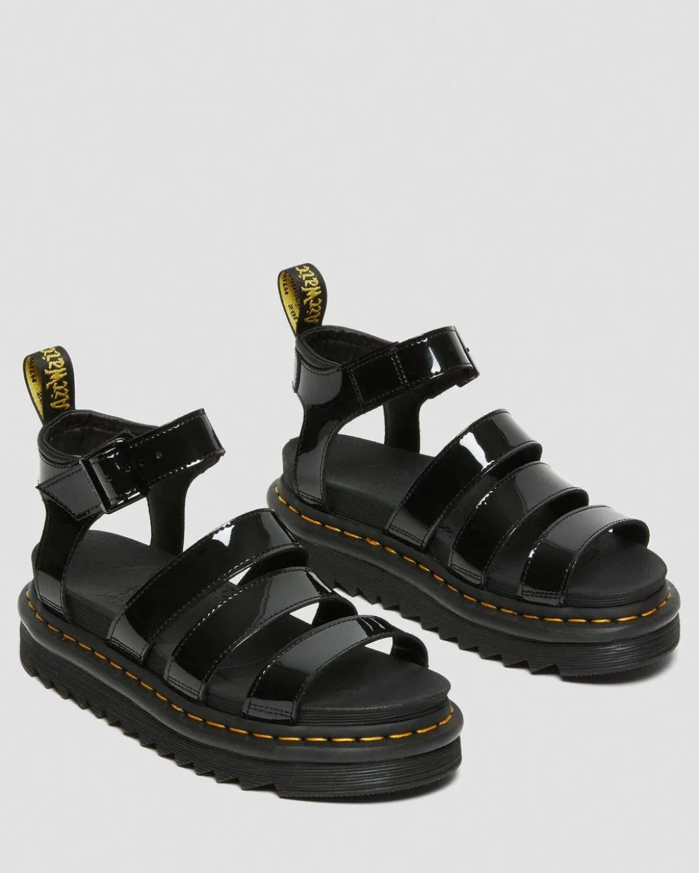 Kiiltonahkaiset Blaire-Gladiaattorisandaalit*Dr. Martens Best