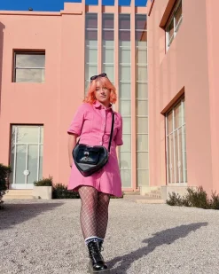 Sydamen Muotoinen Nahkalaukku*Dr. Martens Shop