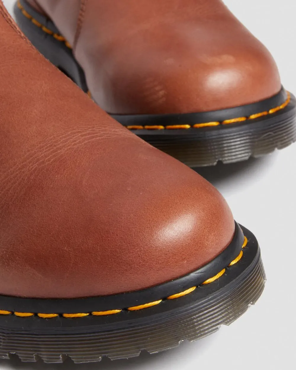 Tekoturkisvuoratut 2976 Leonore Chelsea -Bootsit*Dr. Martens Cheap