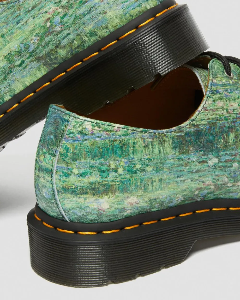 The National Gallery 1461 Lily Pond -Kengät*Dr. Martens Flash Sale