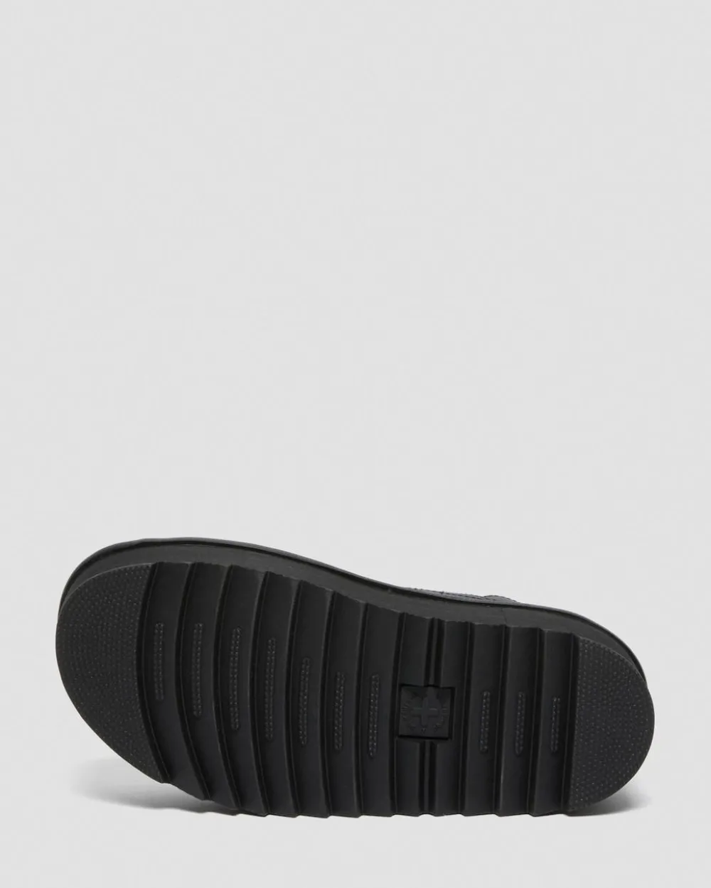 Voss Quad*Dr. Martens Sale